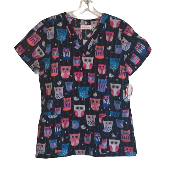White Cross Owl Print Scrub Top Shirt Size M NEW with Tag - Picture 1 of 7